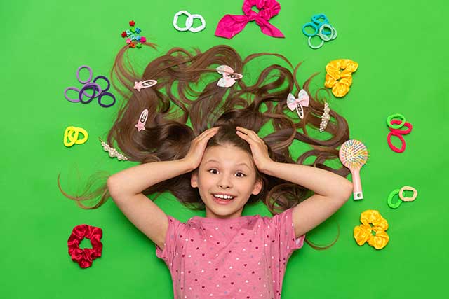 elastic bands and hair clips